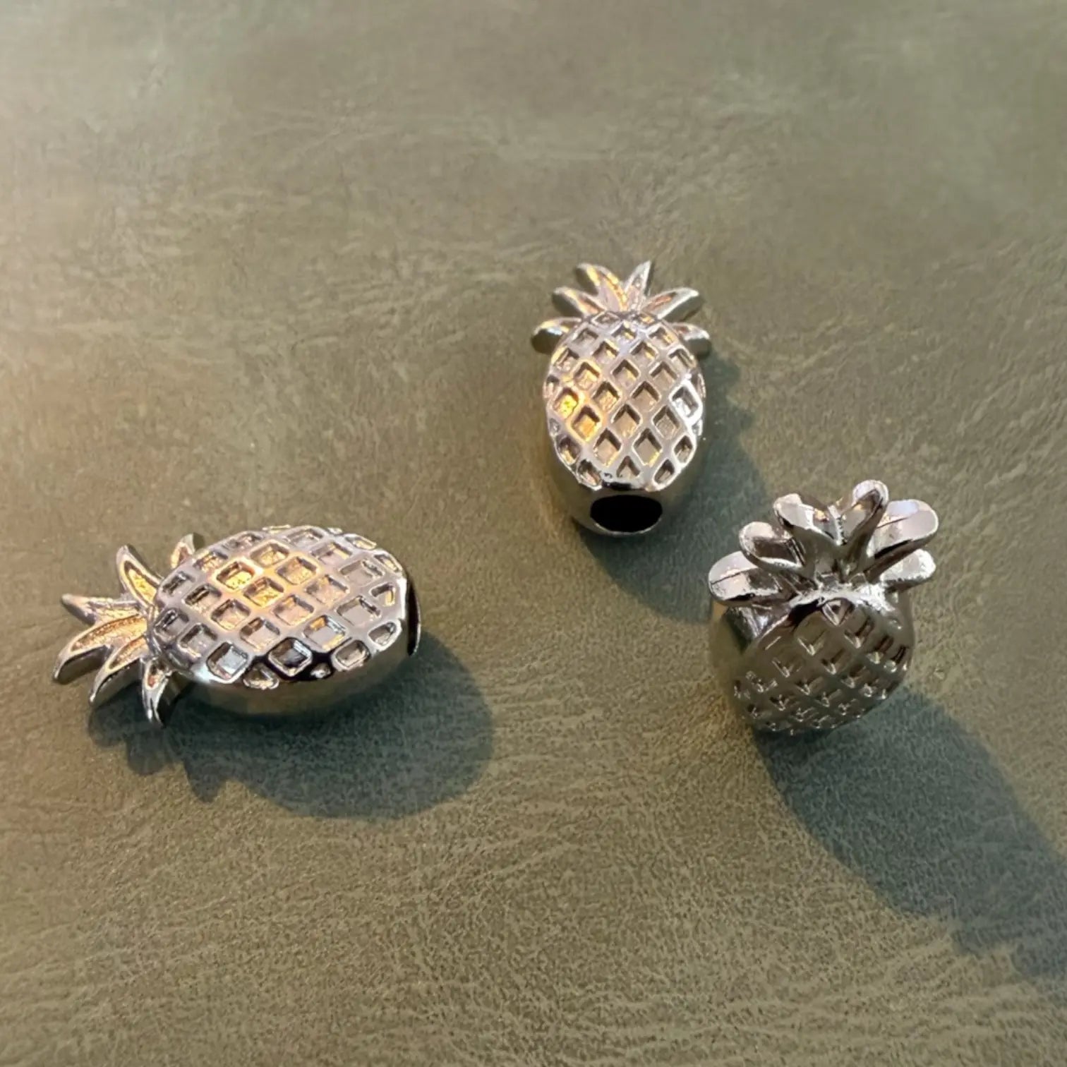 Метални накрайници Е-2248 Никел 18 мм – Дизайн „ананас“, Луксозни накрайници Аксесоари