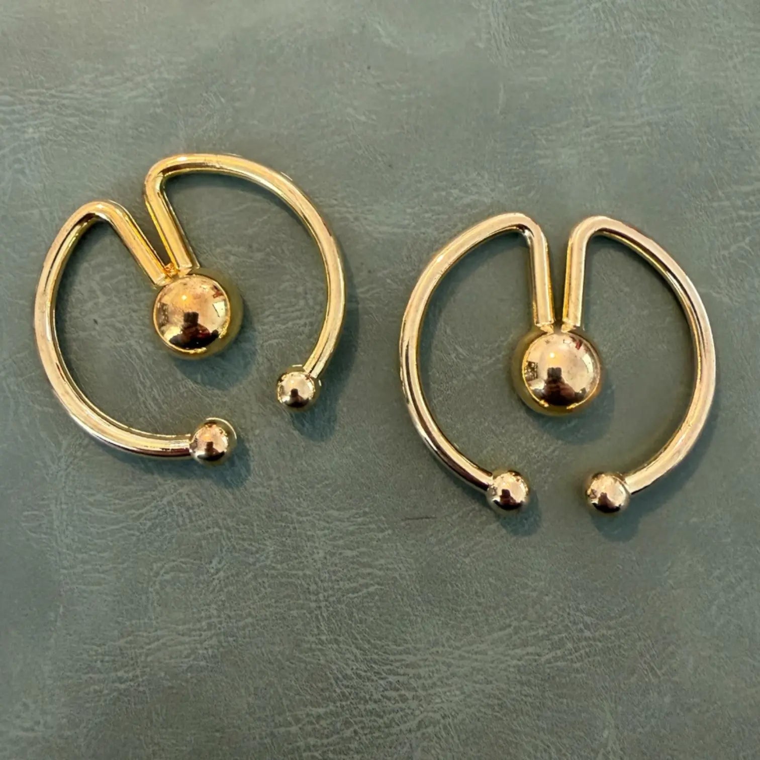 Метални халки Е-2316 Gold 4 см – Тип катарама, Отворен модел с топчета Аксесоари