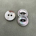 SHELL 10 SMOKE / GREY – Сиво седефено копче 2 дупки с ивица, луксозно и тип бижу Копчета